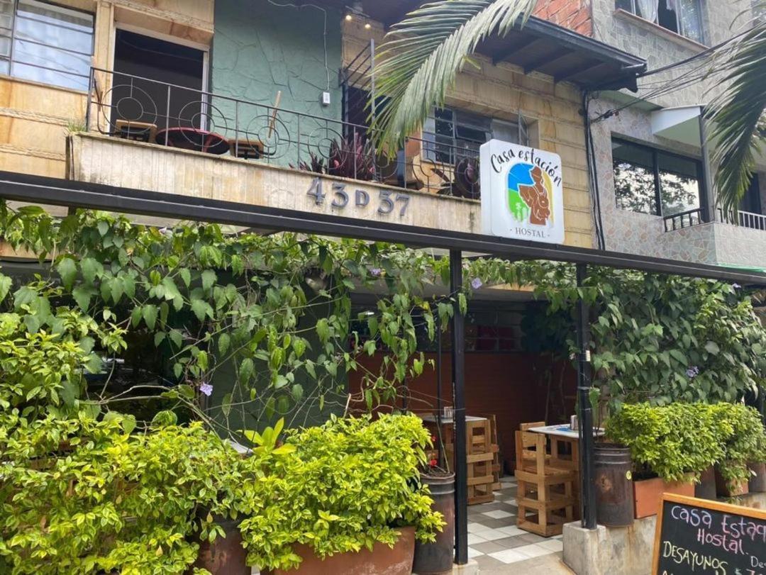 Hostal Casa Estacion Medellín Buitenkant foto
