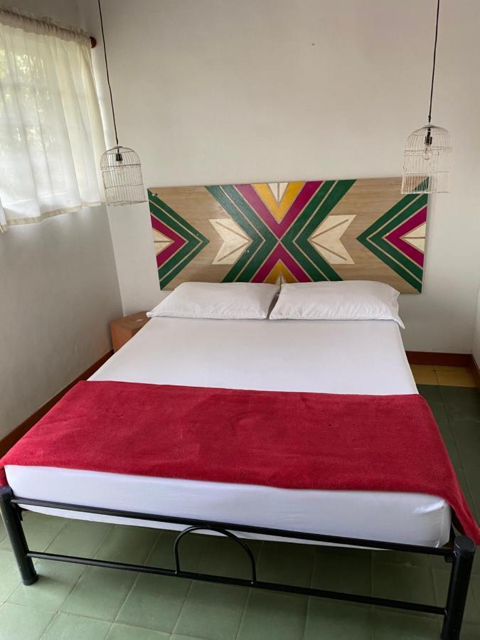 Hostal Casa Estacion Medellín Buitenkant foto