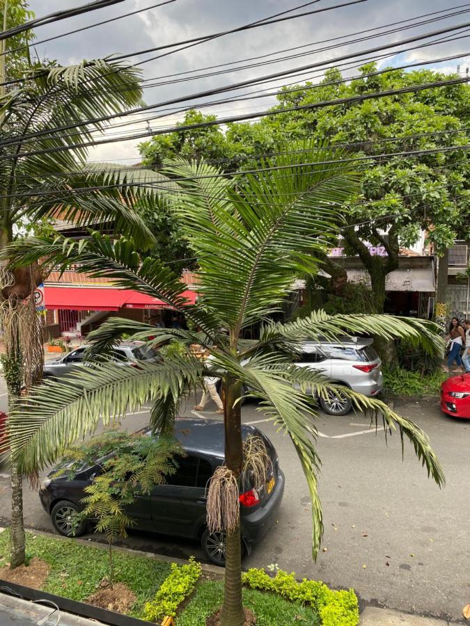 Hostal Casa Estacion Medellín Buitenkant foto