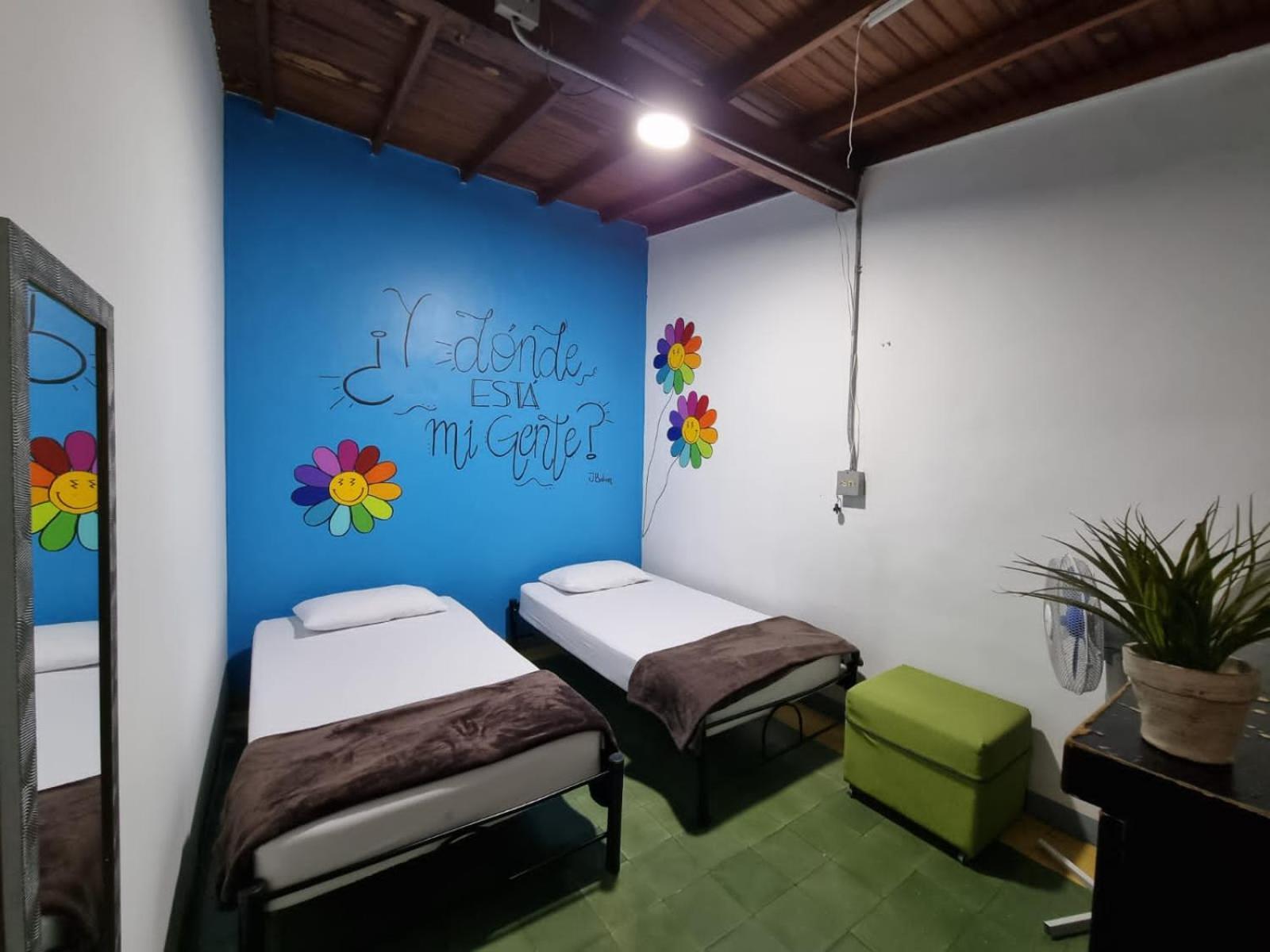 Hostal Casa Estacion Medellín Buitenkant foto